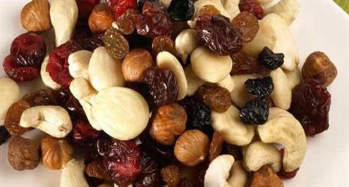 لماذا كوب واحد من "المكسرات" يقيك من زيارة الطبيب؟ 